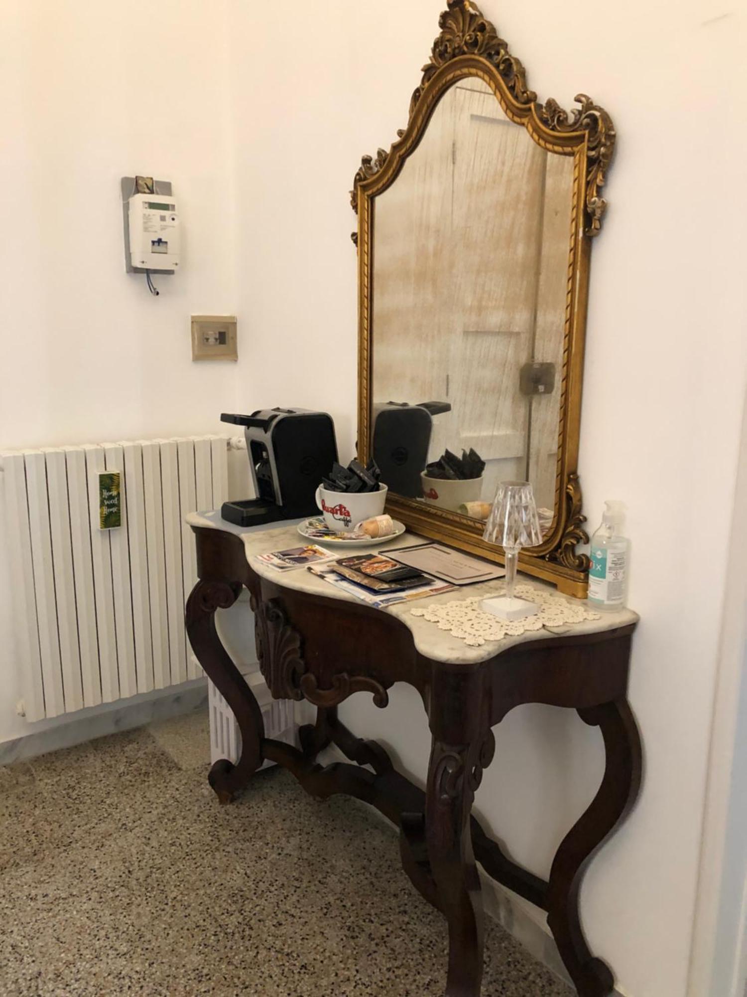 Mayu'S House , Dimora Nel Centro Storico Di Lecce Ngoại thất bức ảnh